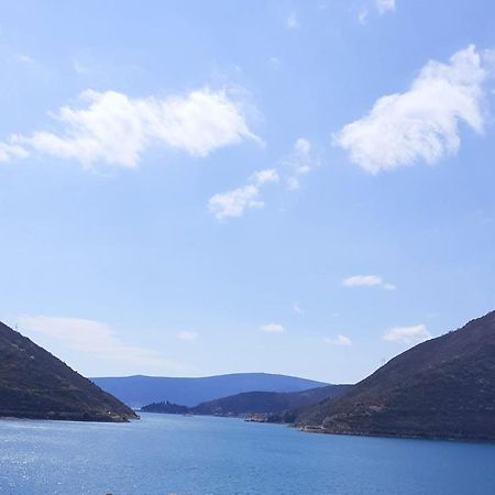 Bella Vista Zmukic Lägenhet Perast Exteriör bild