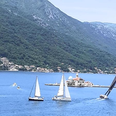 Bella Vista Zmukic Lägenhet Perast Exteriör bild