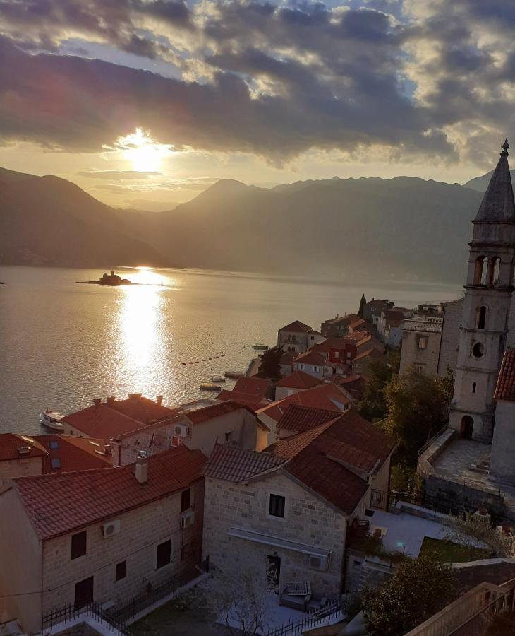 Bella Vista Zmukic Lägenhet Perast Exteriör bild