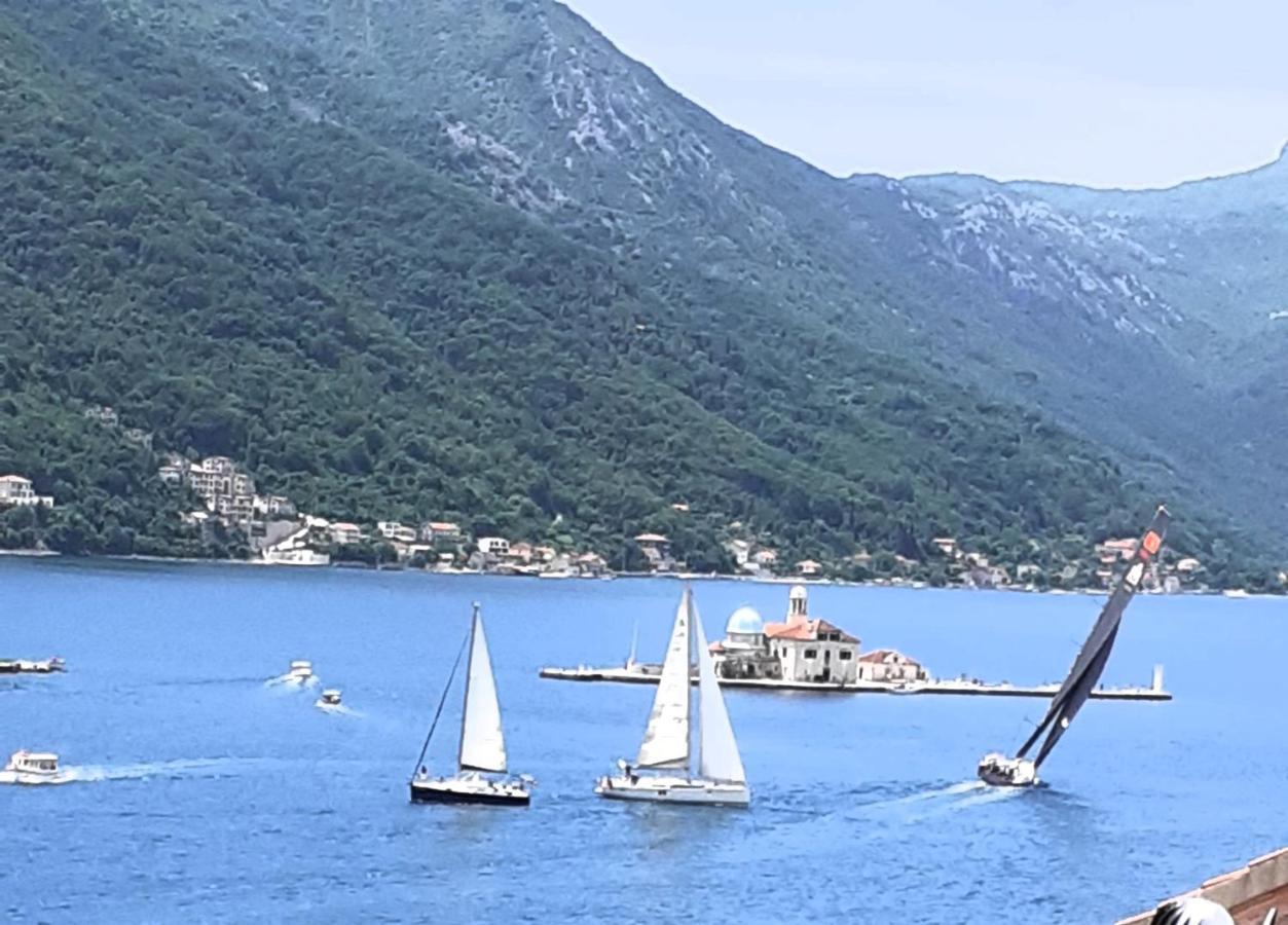 Bella Vista Zmukic Lägenhet Perast Exteriör bild