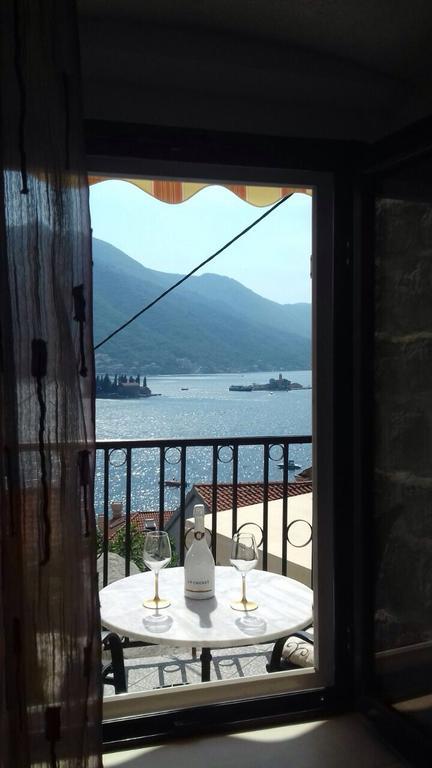 Bella Vista Zmukic Lägenhet Perast Exteriör bild