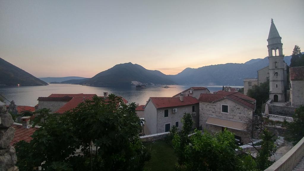 Bella Vista Zmukic Lägenhet Perast Exteriör bild