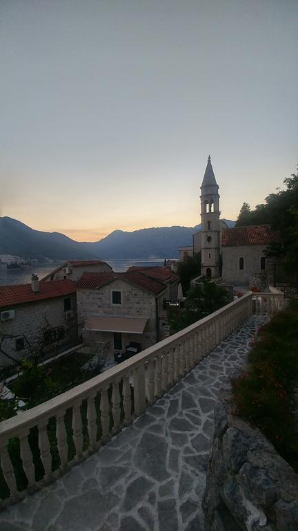 Bella Vista Zmukic Lägenhet Perast Exteriör bild