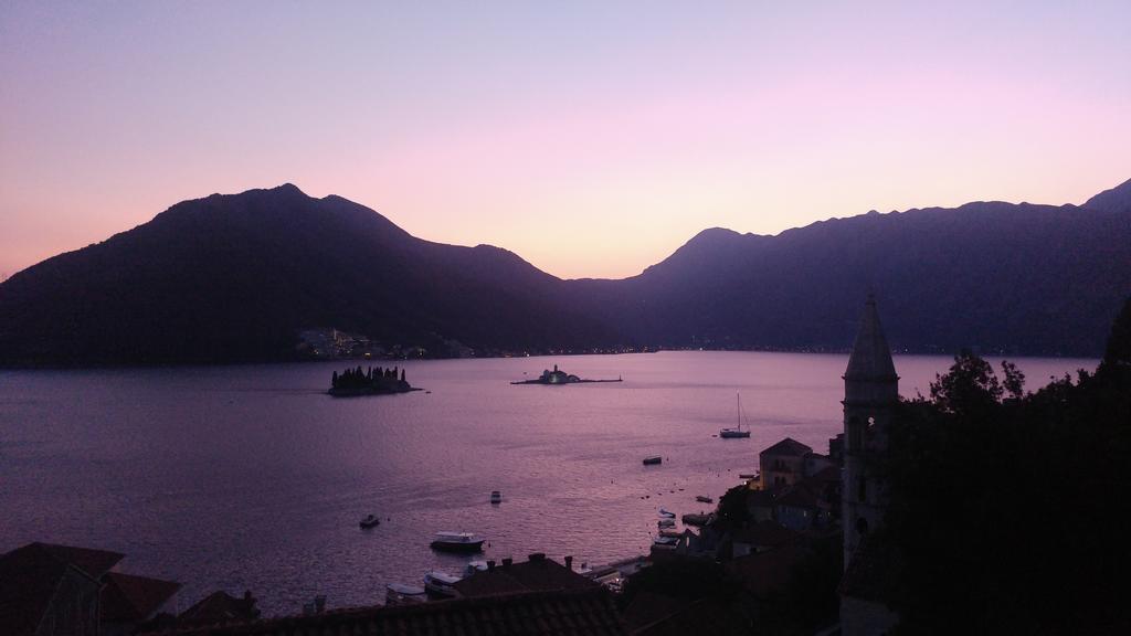 Bella Vista Zmukic Lägenhet Perast Exteriör bild